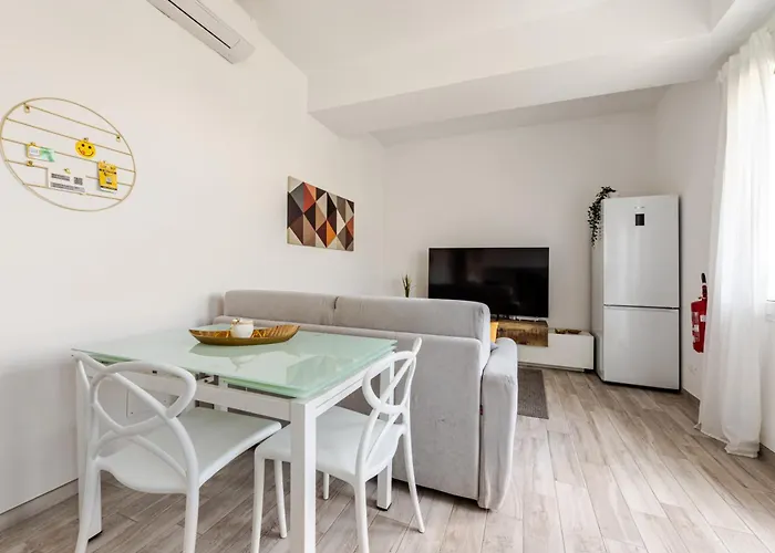 Con Vista Fiera * بولونيا